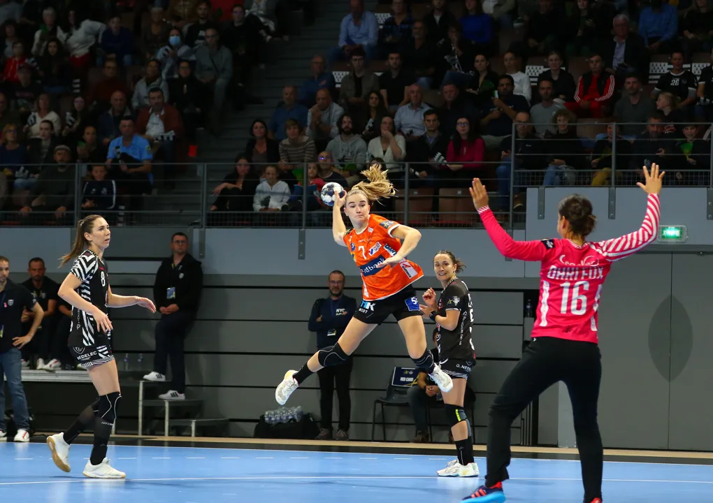 Depleted Odense shock Brest with big win