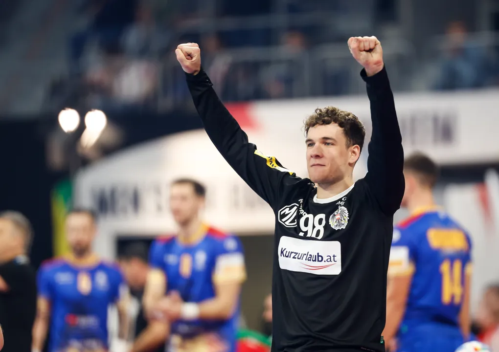 Möstl helps Austria open EHF EURO account with a win