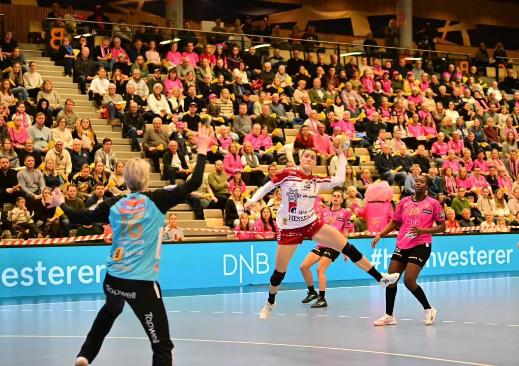 Tight clashes make for exciting play-off start