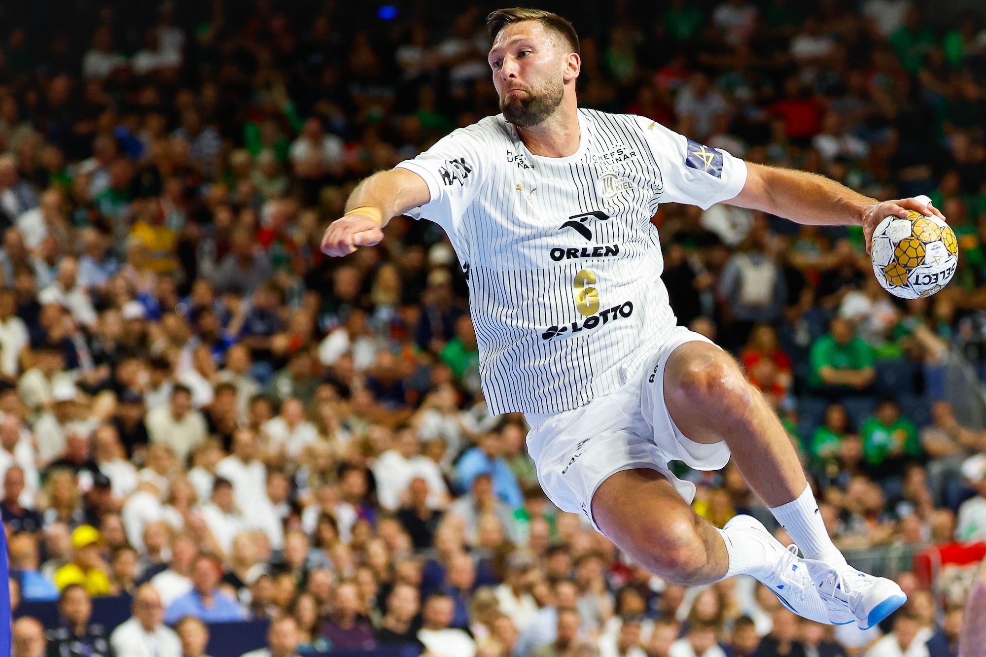 Stay up to date with the EHF European League Men