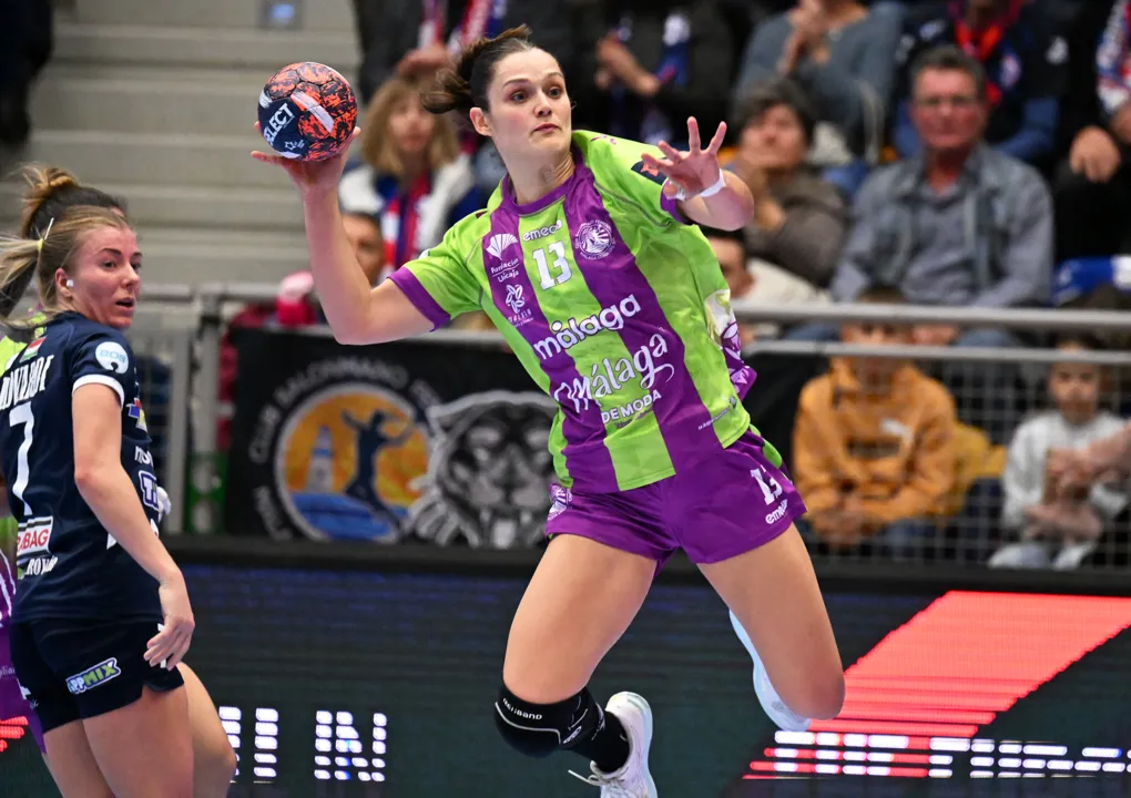 Five teams face all-or-nothing match in last round