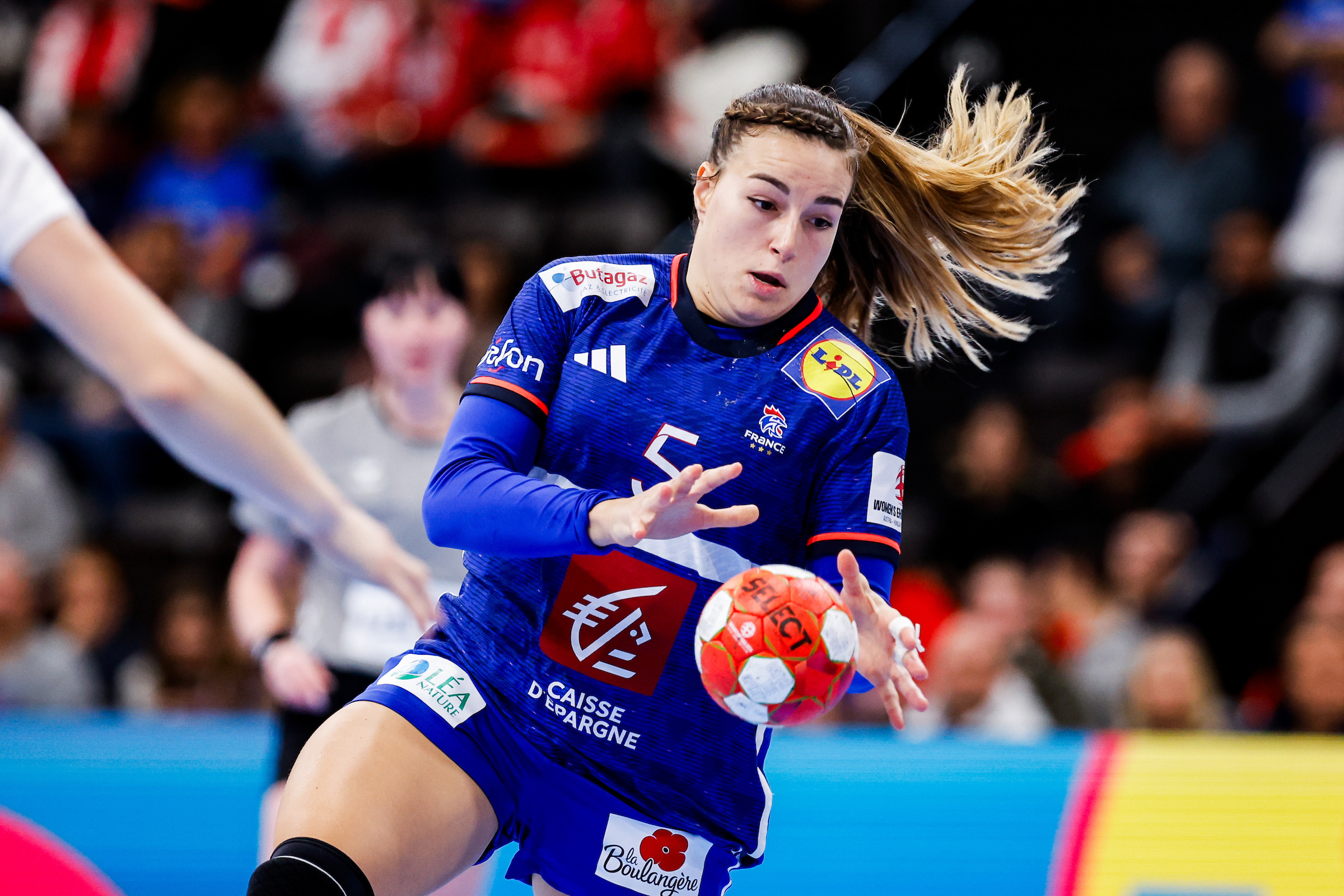 France extend perfect run with victory over Portugal