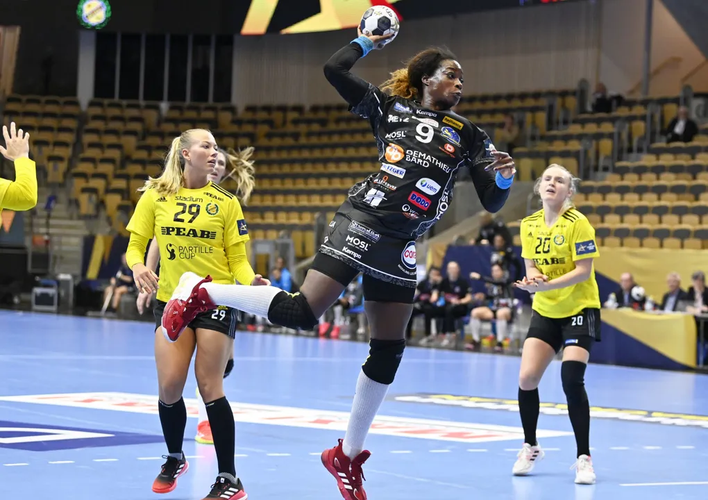 Metz maintain perfect away record