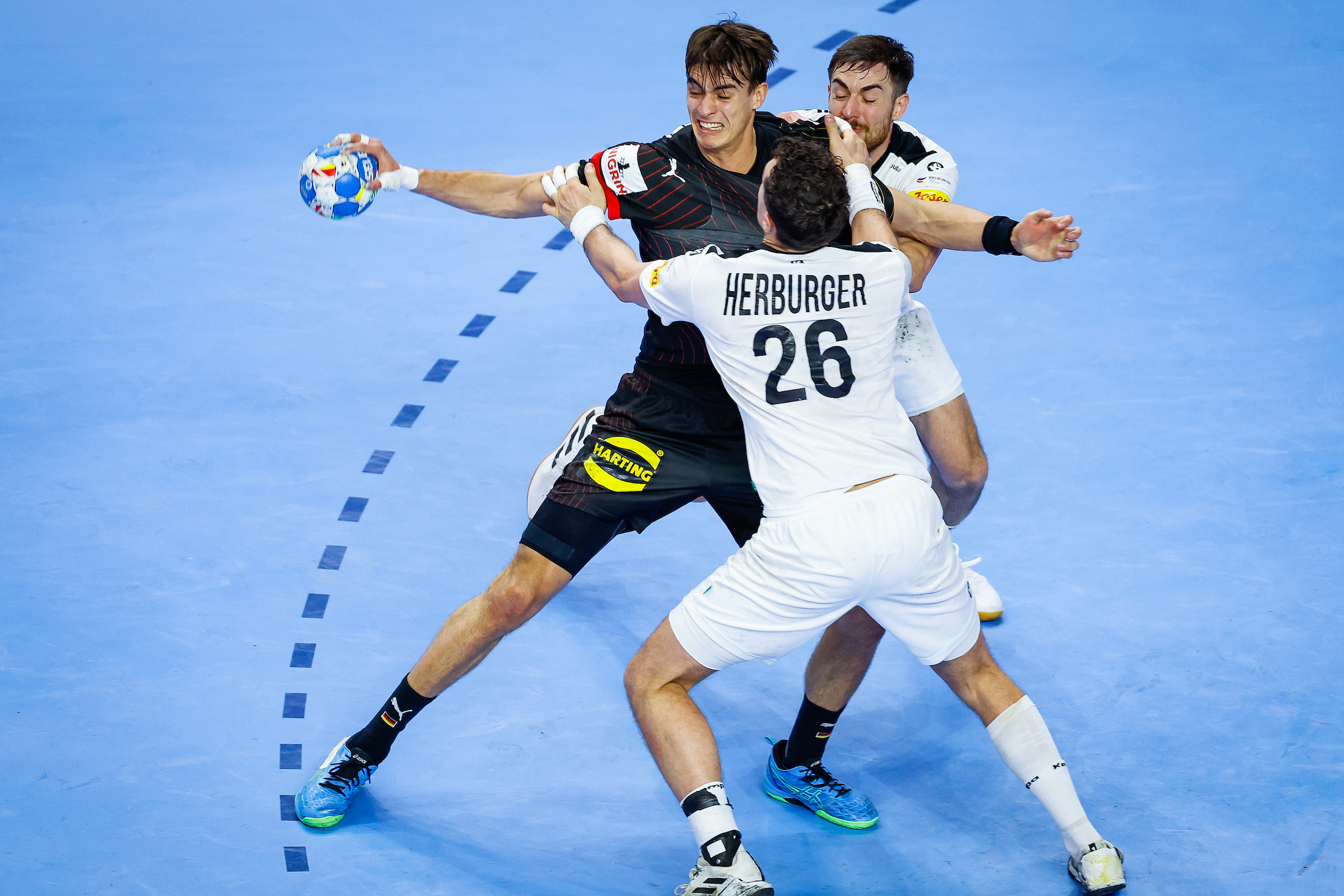 Men's EHF EURO 2026 throws off in Herning and Oslo