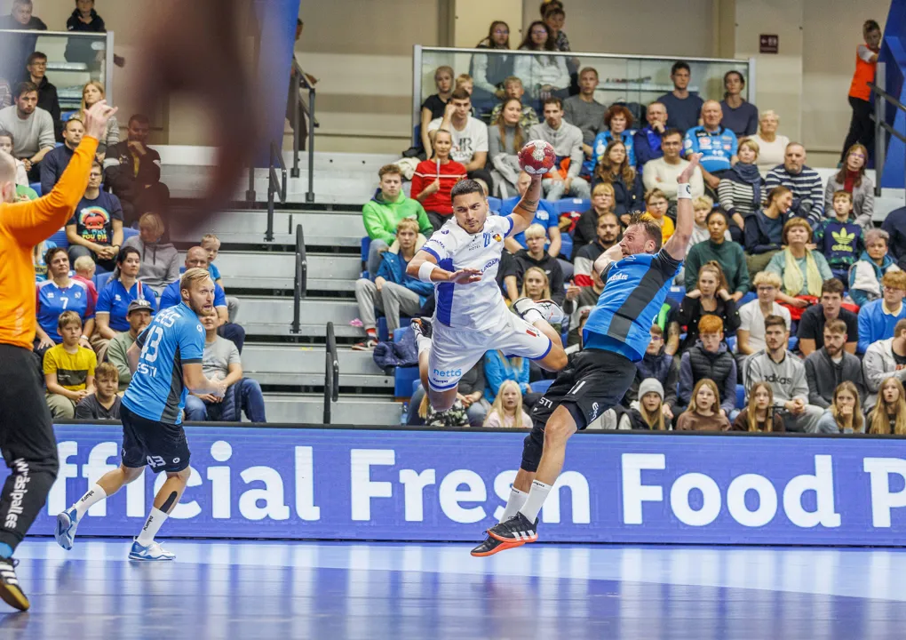 Elisson stands out in Iceland’s second clear victory