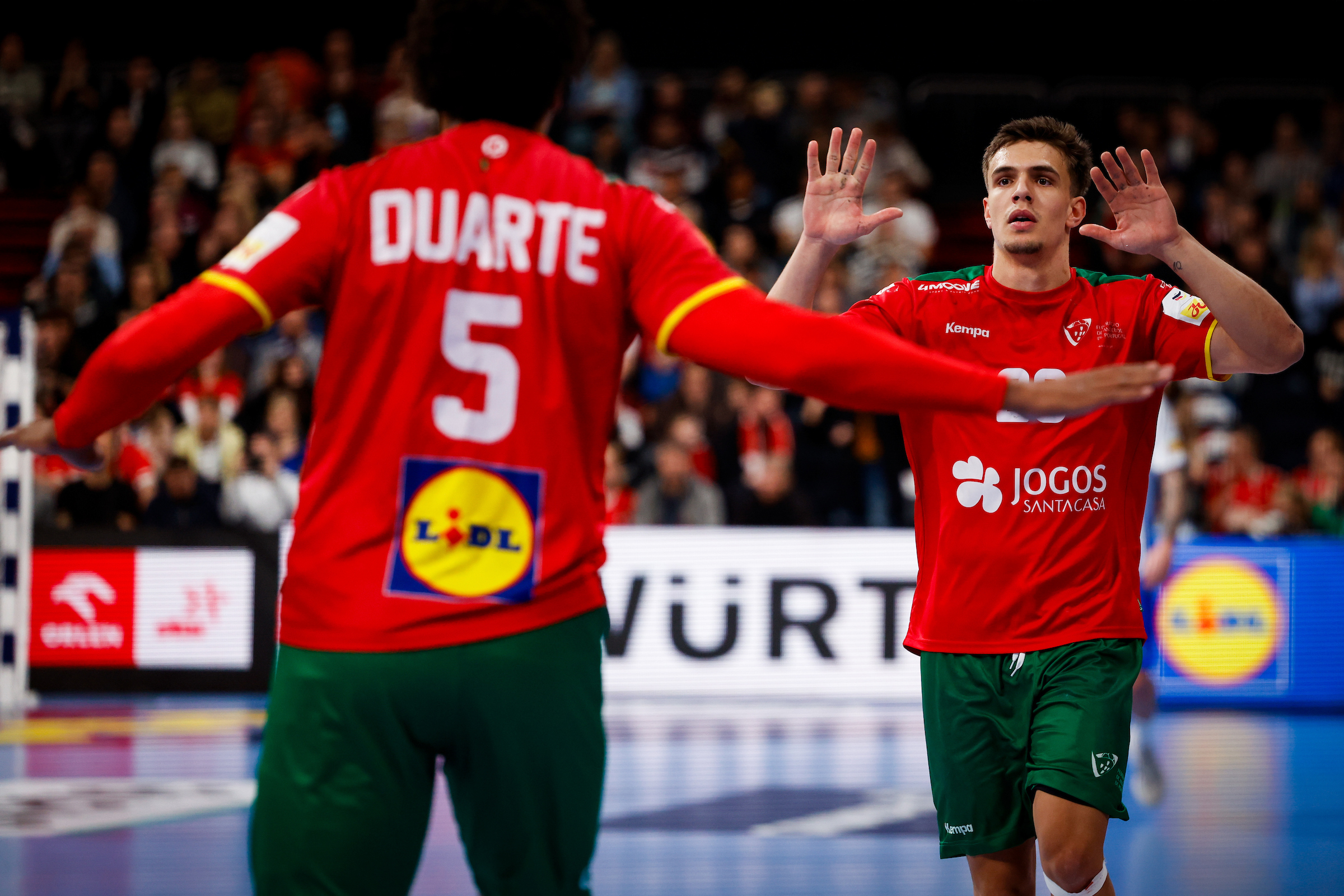 Kiko Costa lights up EHF EURO on his debut