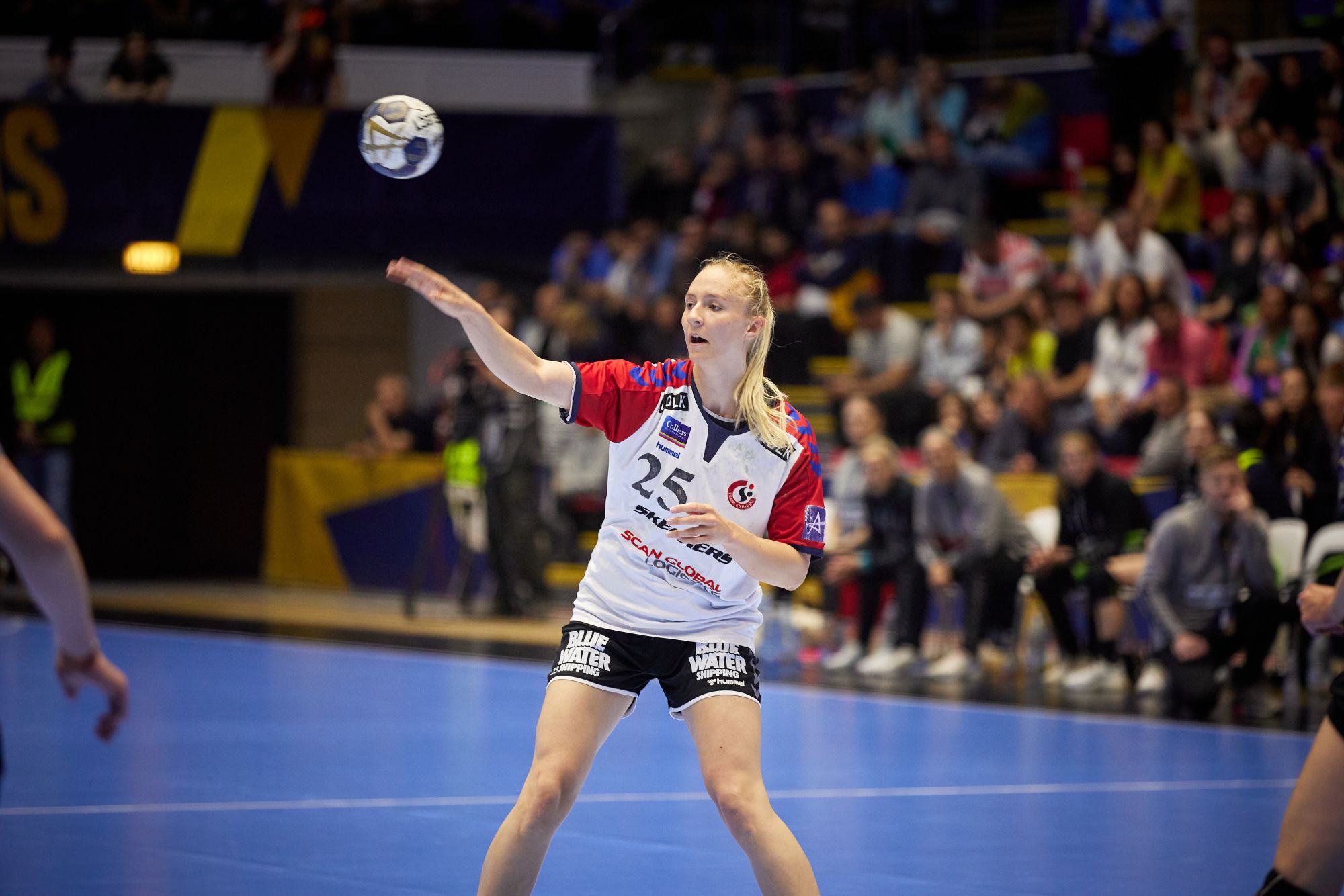 Esbjerg earn win in Bucharest thanks to last-gasp goal